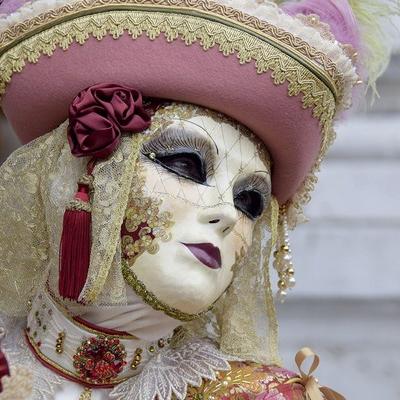 Aurélie ARROT - Carnaval Vénitien Annecy 2016