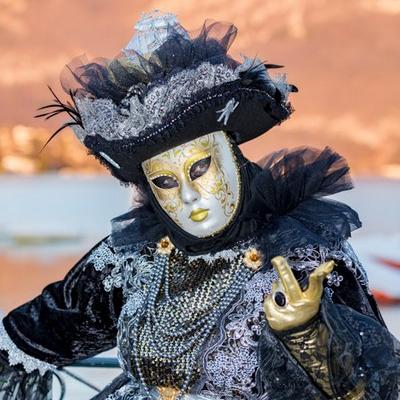 Pascal DECHAMBRE - Carnaval Vénitien Annecy 2017 - 00002